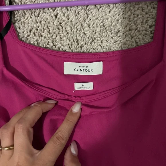 Babaton Fuchsia Bodysuit with Ruffle Sleeves - Picture 2 of 2